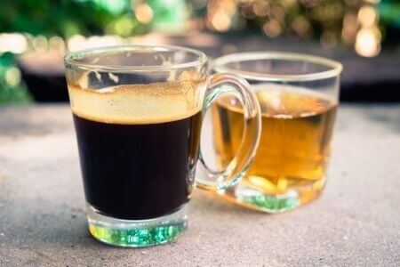 コーヒーや紅茶の利尿作用はデトックスになっているのか？