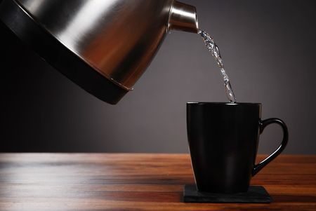 コーヒーや紅茶の利尿作用はデトックスになっているのか？